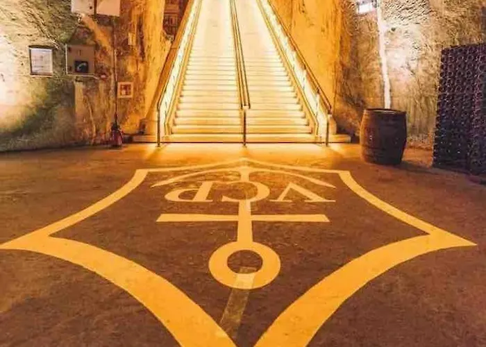 23m2 Climatise Avec Parking Prive Secteur Roosevelt - Arena Apartament *